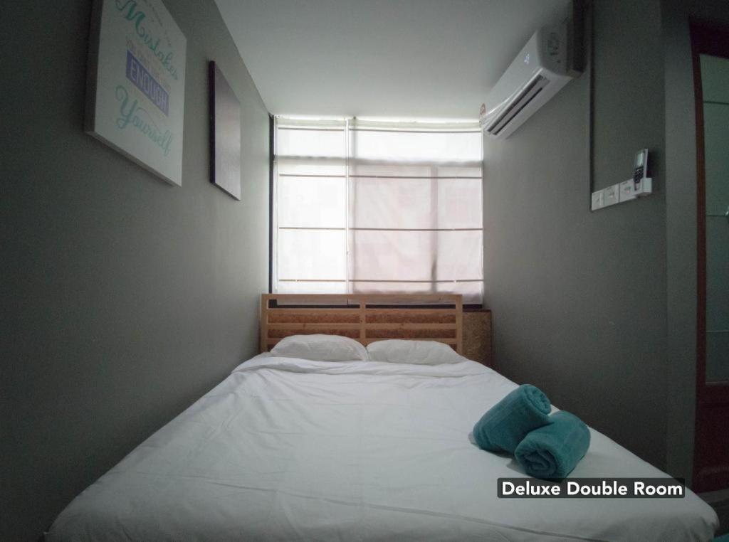 Koptel Budget Hotel Kuching Exterior foto