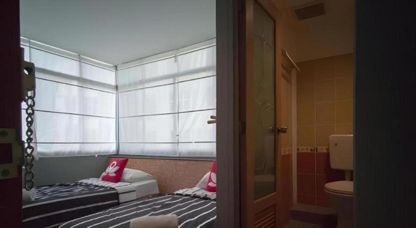 Koptel Budget Hotel Kuching Exterior foto